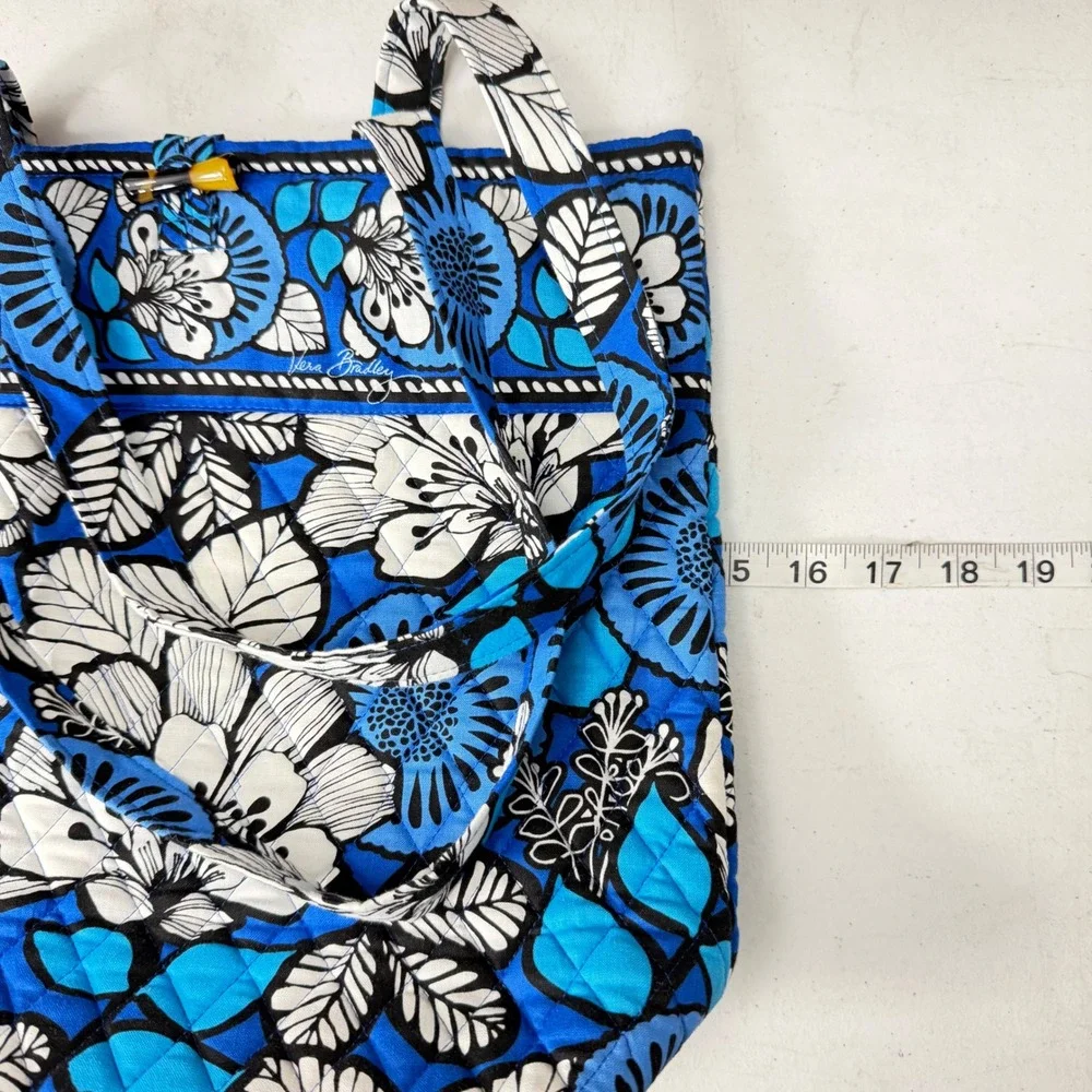 Vera Bradley Blue Bayou Quilted Cotton Floral Shoulder‎ Tote Large